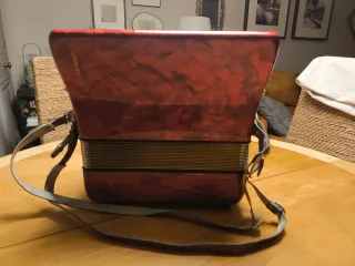 Acordeón Hohner Student IVM 1950s