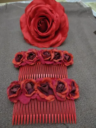 Adorno Flamenca Flores Rojas