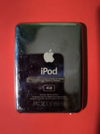 iPod Nano 4 GB Plata