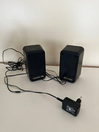 Altavoces Logitech Blancos Portátiles