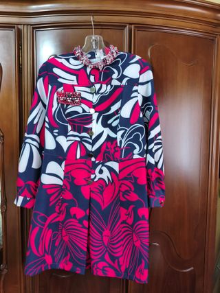 Vestido Fucsia y Azul Marino con Pedrería