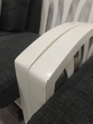 Conjunto de 3 sofás y 2 mesas de centro.