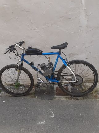Bicicleta con motor