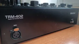 Omnitronic TRM-402 Mesa de Mezclas Rotatoria