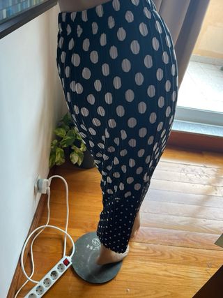 Saia polka dot preta e branca