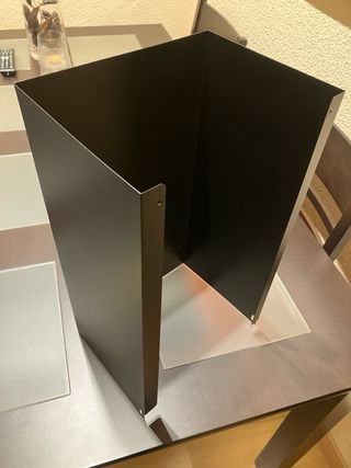 Protector tubo campana extractora humos.Negro mate