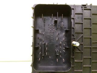 CAJA RELES / FUSIBLES VOLKSWAGEN PASSAT VARIANT (3A5)