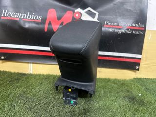 PILOTO-MOLDURA-GUANTERA-SEVOFRENO OPEL CORSA F