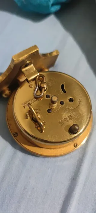 Despertador vintage de latón