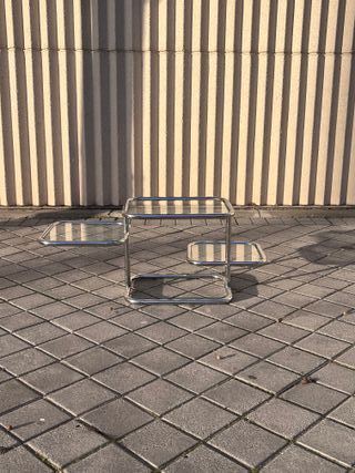 Mesa auxiliar Estilo Milo Baughman