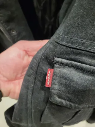 Cazadora Levi's Negra