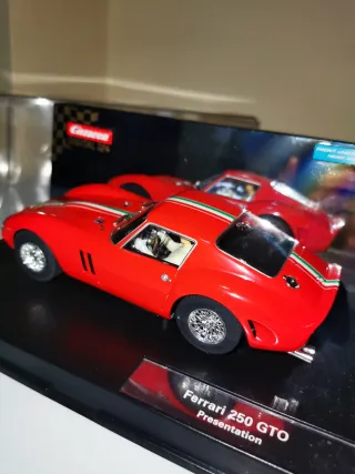 Ferrari 250 GTO Carrera Digital 124