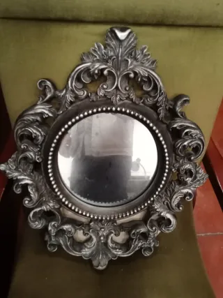 Espejo decorativo plateado