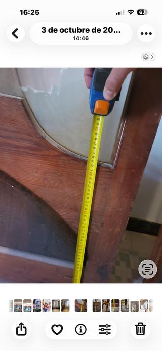 Puerta cancela antigua madera y cristal