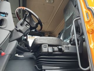 Scania G 480-CAMIONES GRUAS