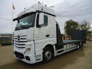 Scania G 480-CAMIONES PORTAMAQUINARIAS