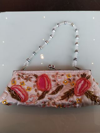 Bolsos de fiesta para mujer de diferentes modelos