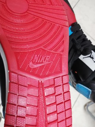 Nike Air Jordan 1 High Scarpa