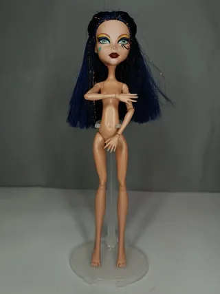 Cleo de Nile Boo York Muñeca base no incluida