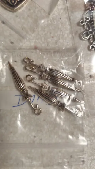 Lote accesorios plateados para bisutería