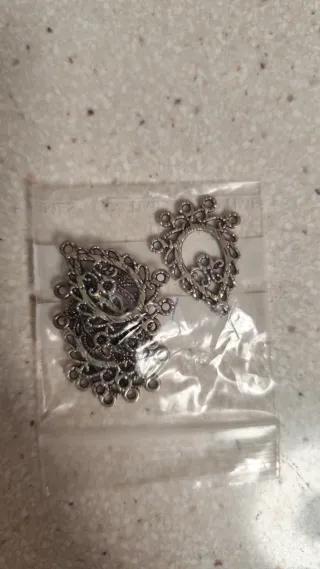 Lote accesorios plateados para bisutería