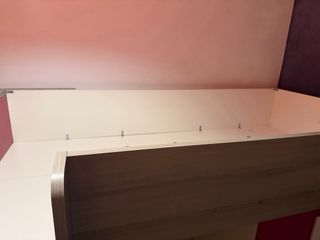 Litera tren gris y fucsia