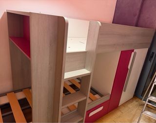 Litera tren gris y fucsia