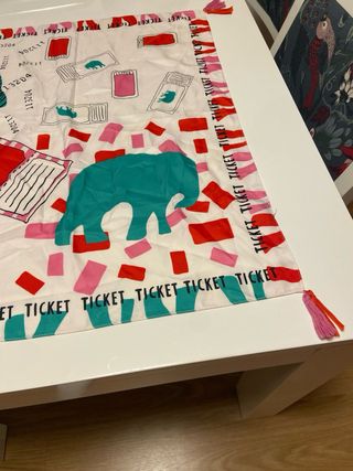 Pañuelo Parfois multicolor con elefante