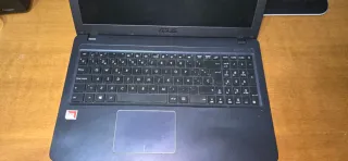 ASUS VivoBook A15 Nero