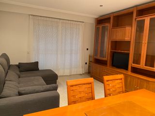 Sofá chaise longue gris oscuro