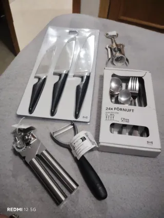 Set de Cocina: Cuchillos, Pelador, Abrelatas