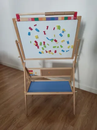 Pizarra infantil de madera