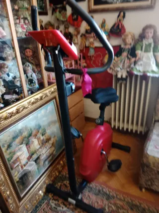 Bicicleta Estática Roja - Nueva
