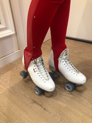 Mallot y malla patinaje artístico. Color rojo.