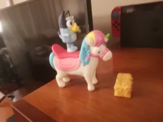 Lote Bluey: Casa, Coche, Caravana y Unicornio