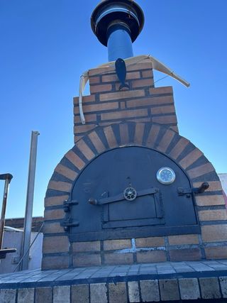 Horno de leña artesanal de obra