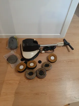 Pulidora Electrolux B-23