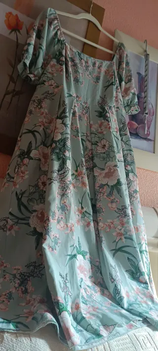 Vestido floral verde y rosa talla 50/52