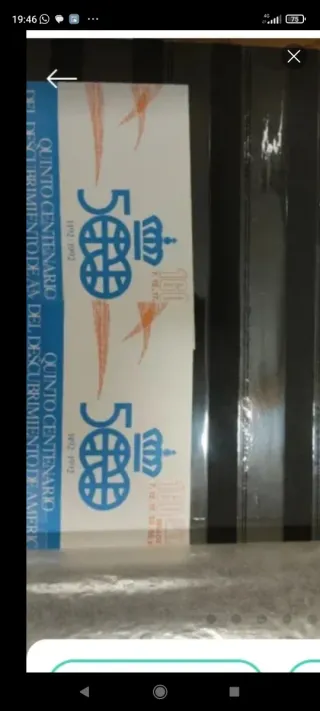 Álbum de sellos rojo