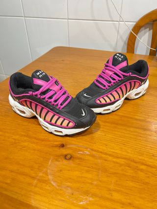 Zapatillas Nike Air Max Tailwind IV Negras Rosas