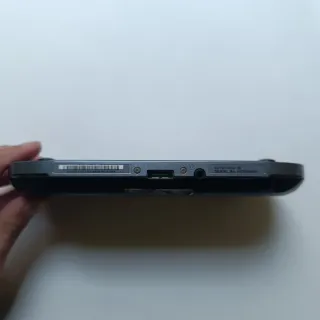 Sony PlayStation Vita PS Vita FAT PCH-1004 Console
