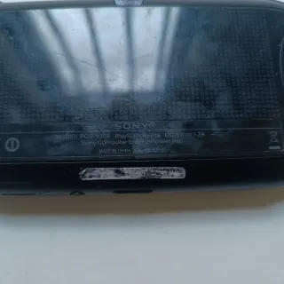 Sony PlayStation Vita PS Vita FAT PCH-1004 Console