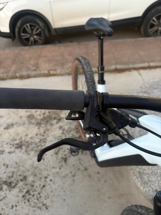 Bicicleta CUBE Stereo Hybrid 140 Pro