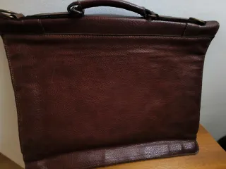 Maletin de mano de cuero para documentos