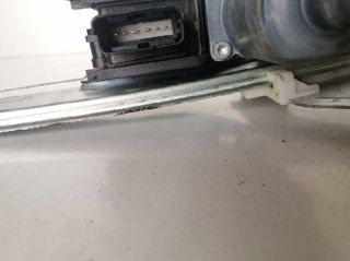 242119 9816401480 elevalunas tras der peugeot 2008