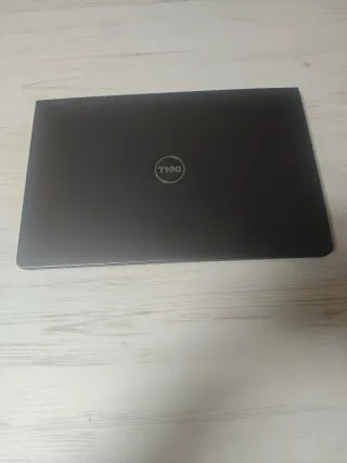 Dell Vostro 15 i5-7200U 8GB RAM 240GB SSD