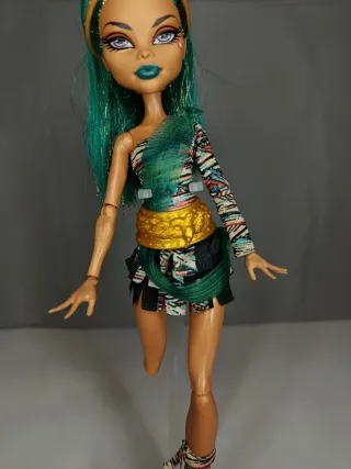 Muñeca Monster High nesfera de nile