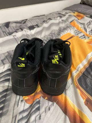 Nike Air Force 1 Negro/Verde