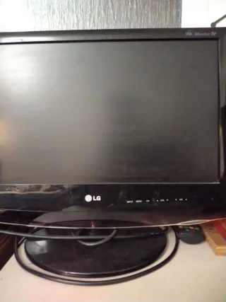 Monitor LG 17'' HD Monitor TV