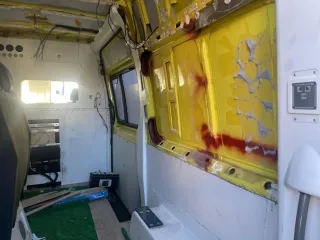 Furgoneta Mercedes Sprinter camper averiada